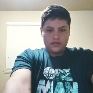 Meet your Posher, Moises